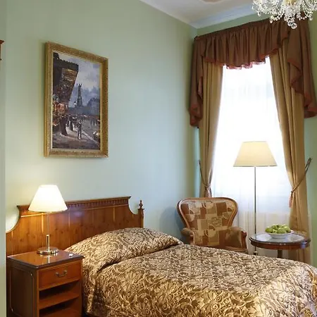 Bristol Georgy House 4*